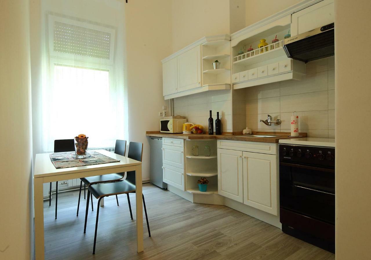 Palma Apartment ซาเกร็บ ภายนอก รูปภาพ