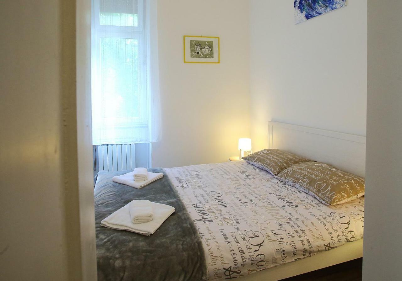 Palma Apartment ซาเกร็บ ภายนอก รูปภาพ